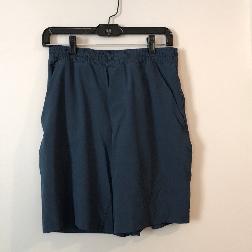 Lululemon Pacebreaker Size M